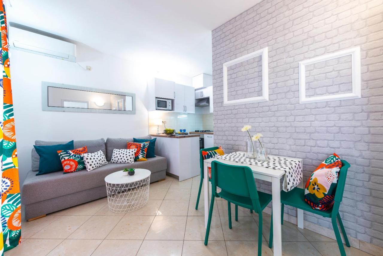 Niko'S Charming Apartment With Free Parking Ragusa Esterno foto