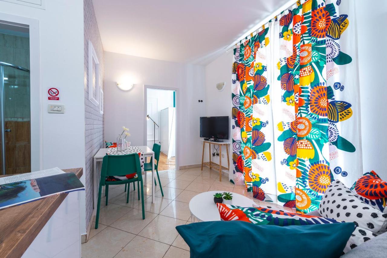 Niko'S Charming Apartment With Free Parking Ragusa Esterno foto