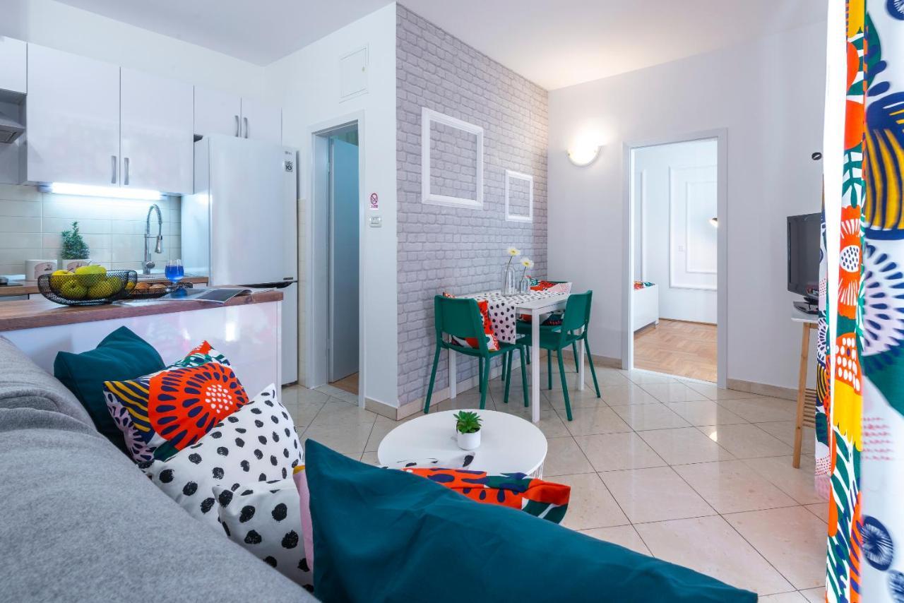 Niko'S Charming Apartment With Free Parking Ragusa Esterno foto