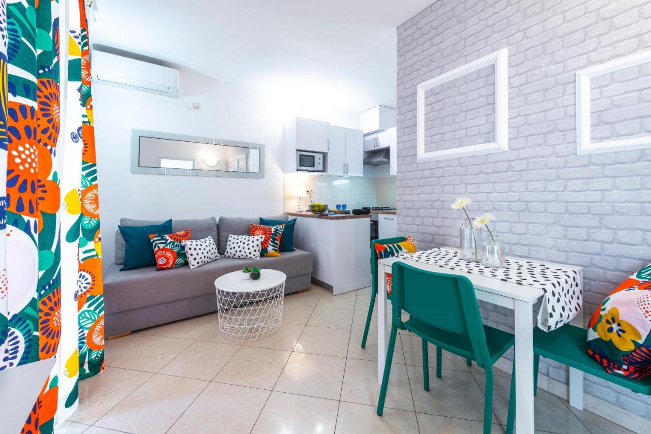 Niko'S Charming Apartment With Free Parking Ragusa Esterno foto