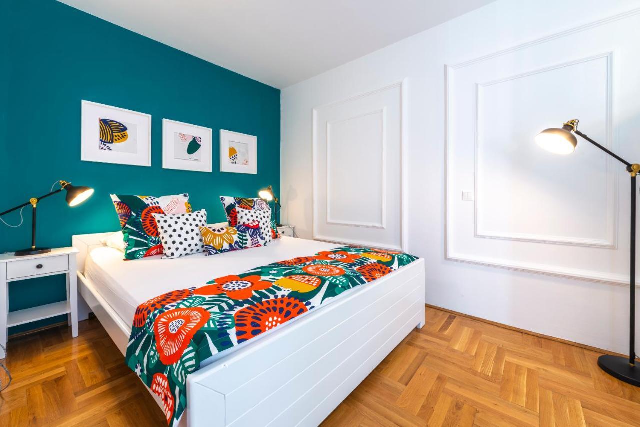 Niko'S Charming Apartment With Free Parking Ragusa Esterno foto