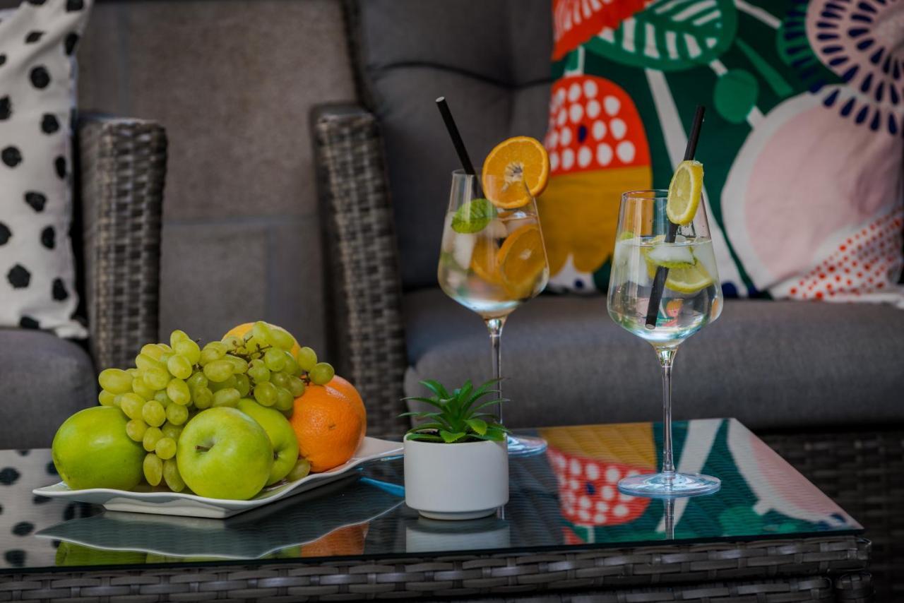 Niko'S Charming Apartment With Free Parking Ragusa Esterno foto